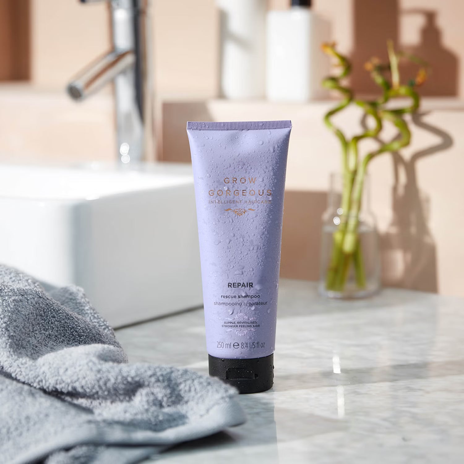 GROW GORGEOUS Repair Rescue Shampoo - Укрепляющий шампунь для повреждённых волос, 250 мл