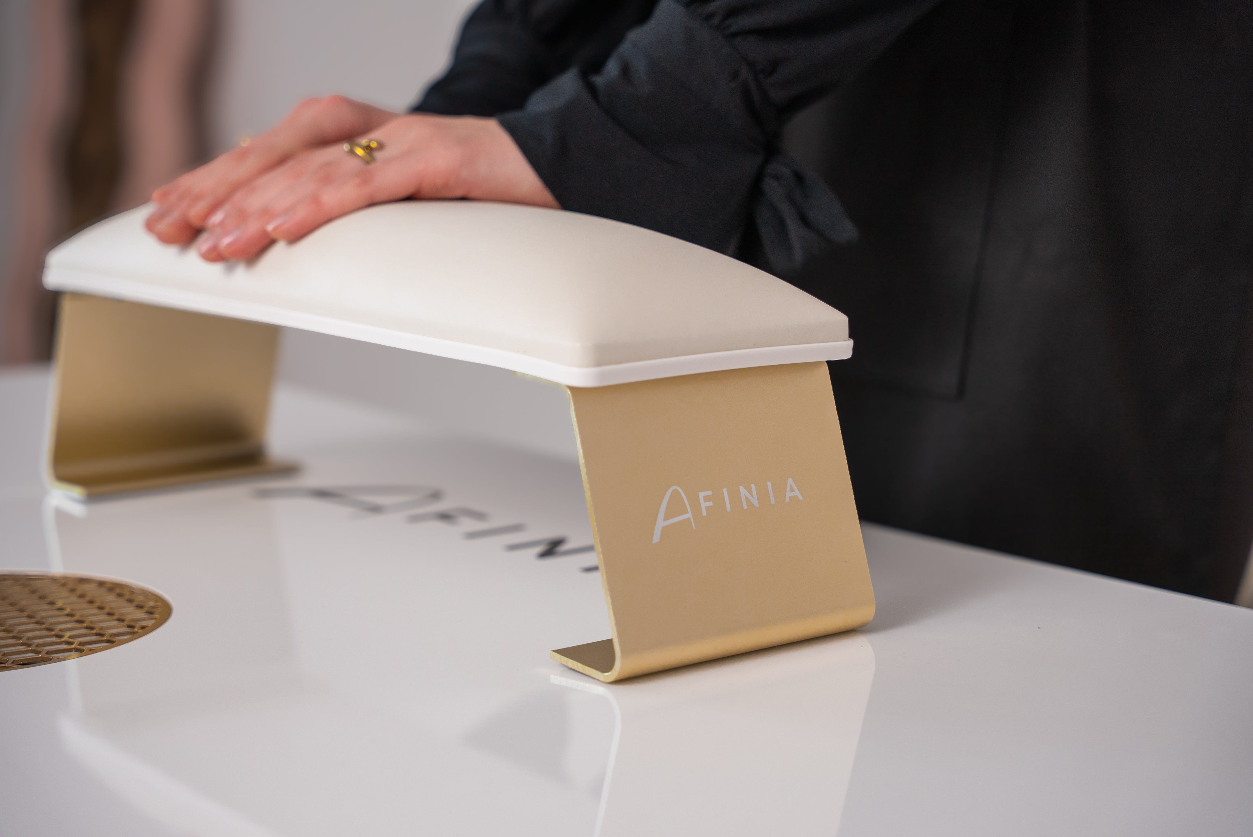 Afinia Armrest Comfort Cream
