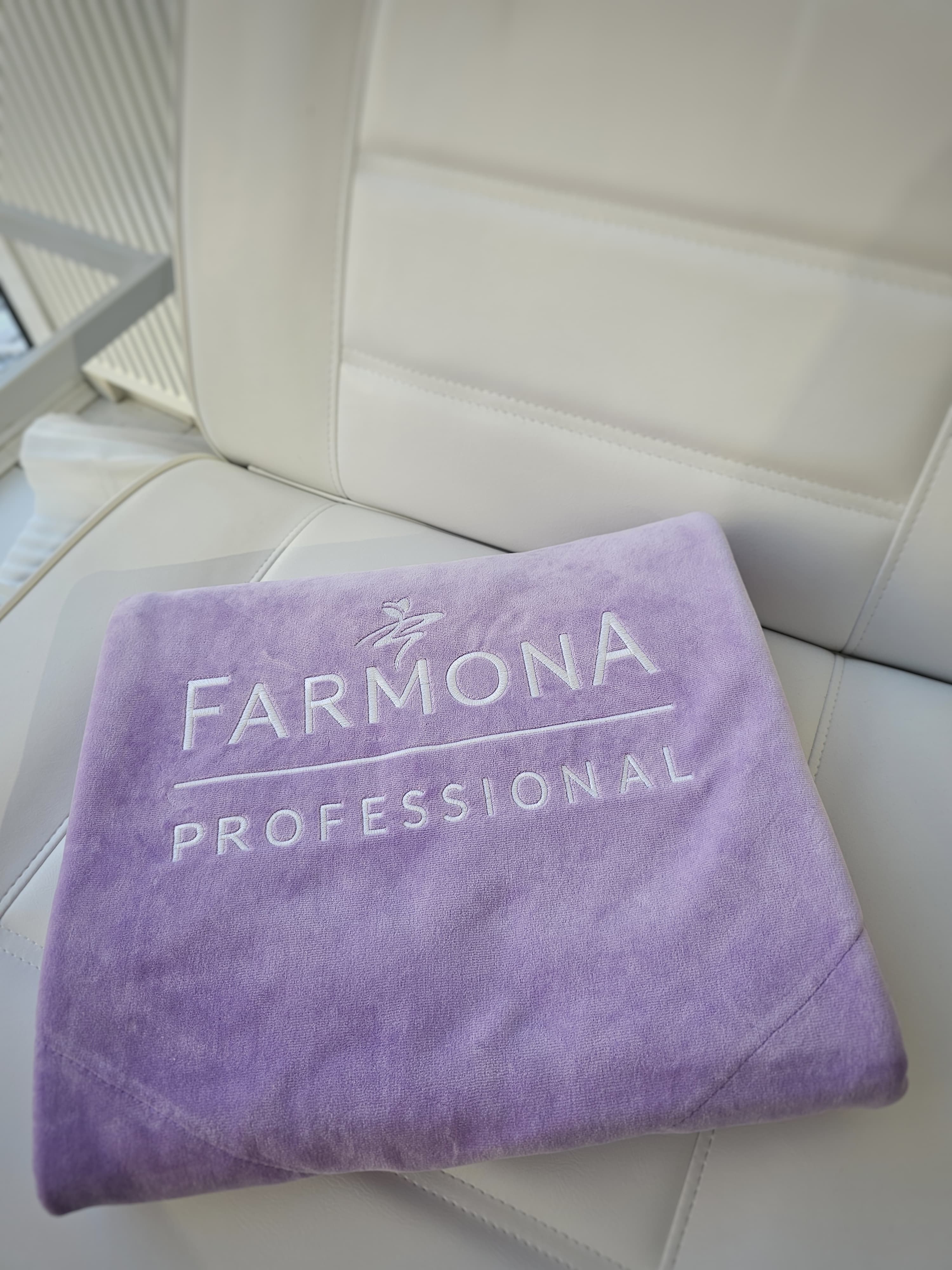 Farmona pleed, lilla