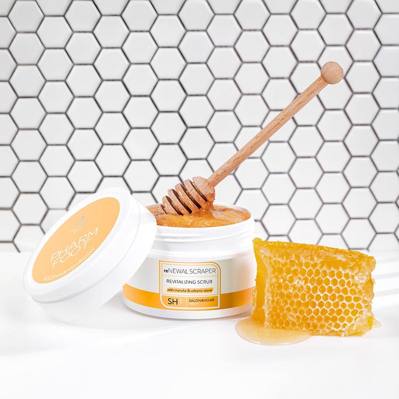 PHARM FOOT jalakoorija manuka mee ja vulkaaniliste kividega, reNEWAL SCRAPER, 200g