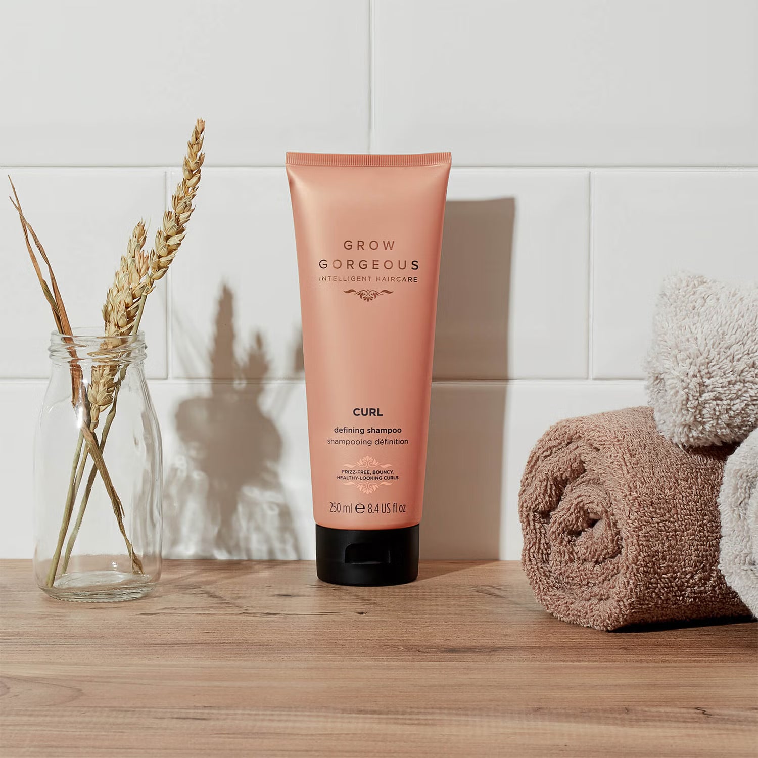 GROW GORGEOUS Curl Defining Shampoo - šampoon lokkis juustele, 250 ml