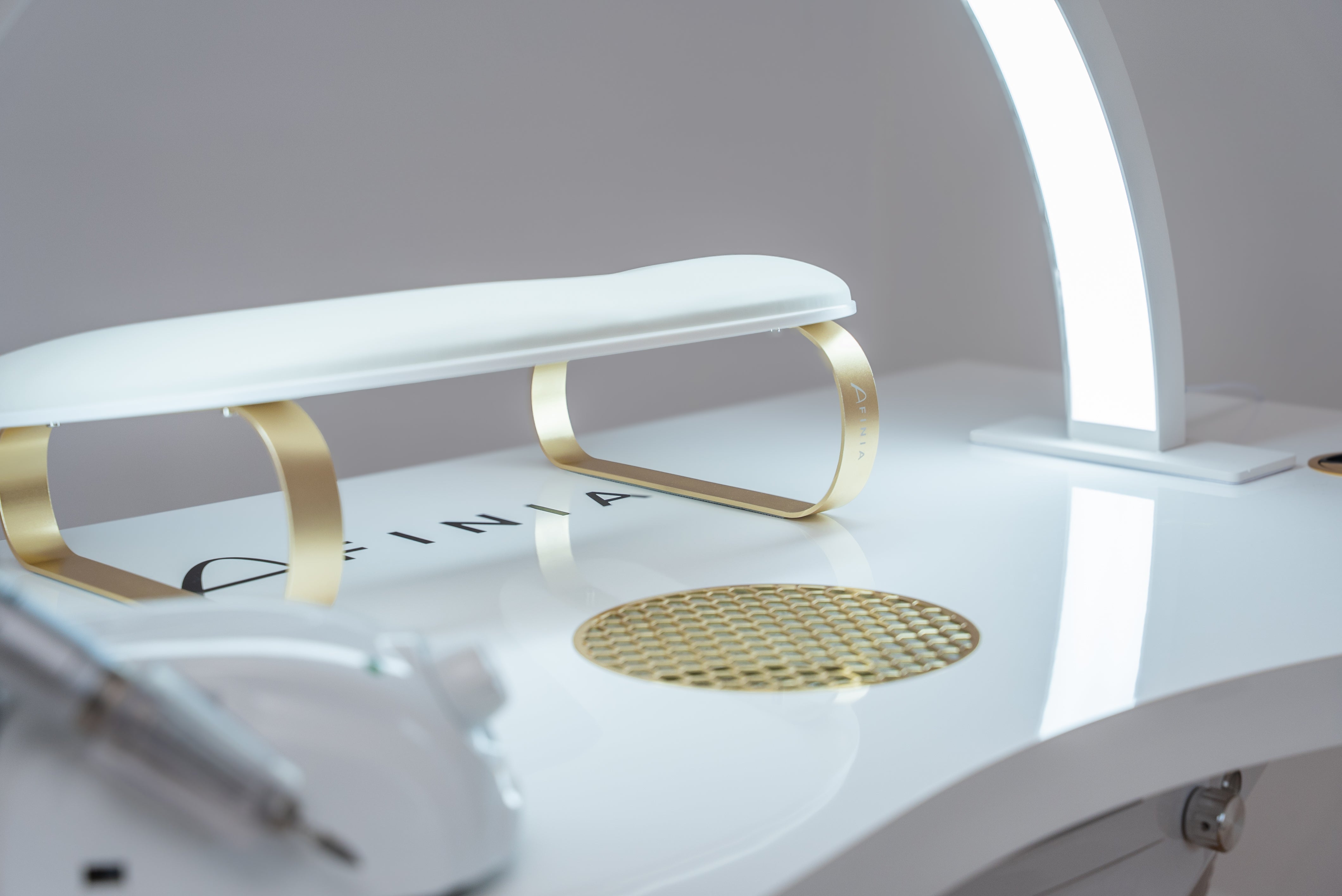 Afinia Käetugi Luna kreemjas