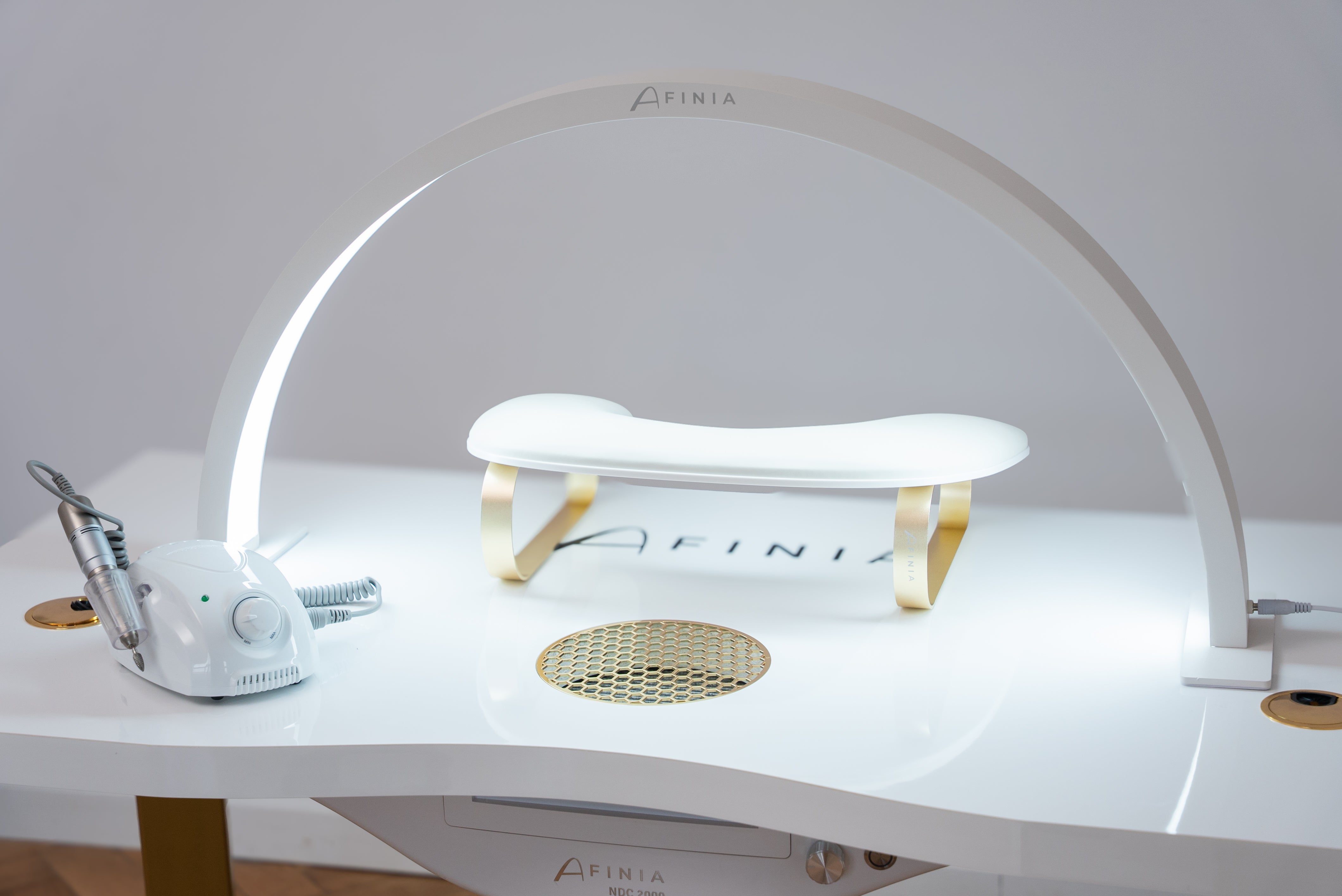 Afinia Käetugi Luna kreemjas