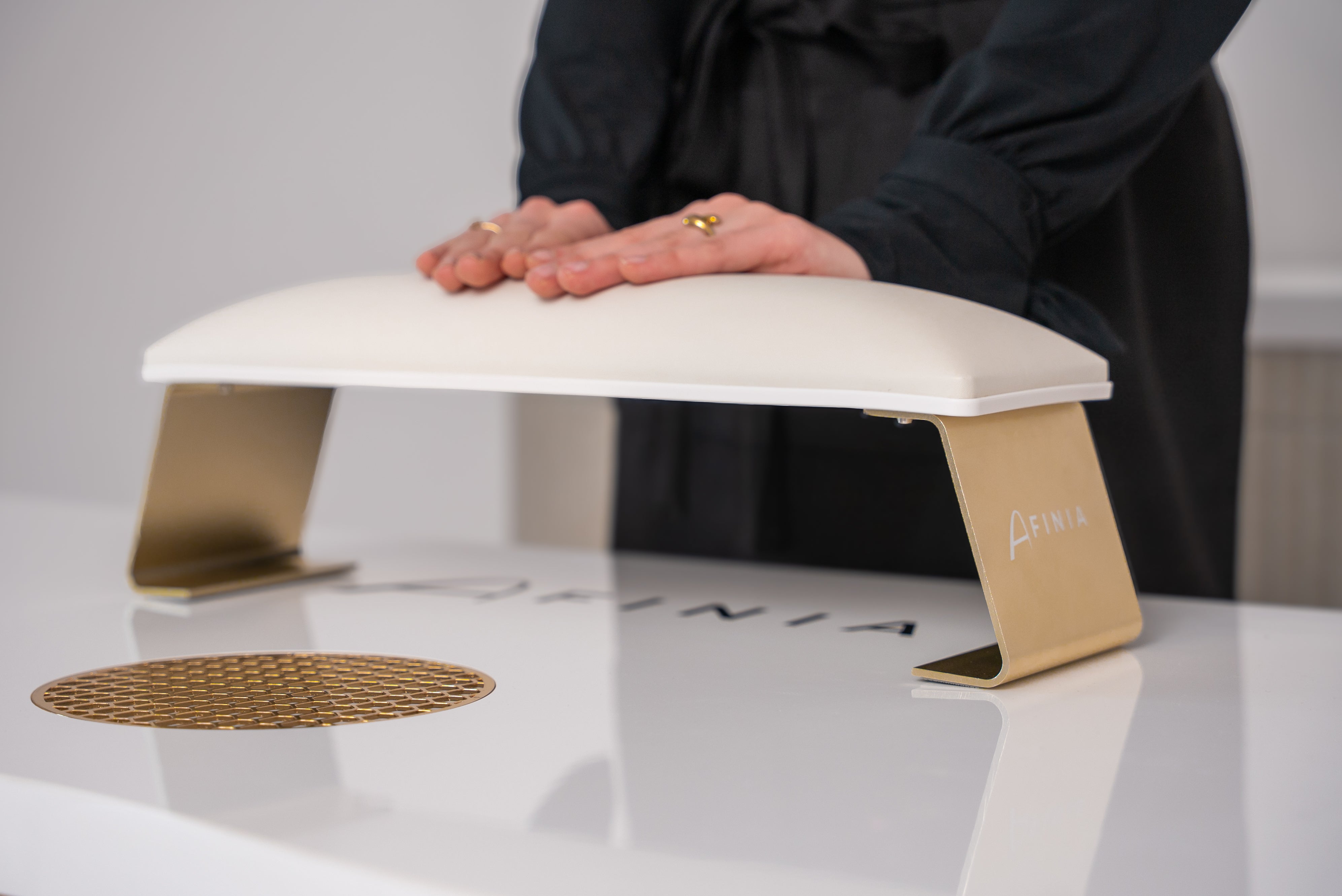 Afinia Armrest Comfort Cream