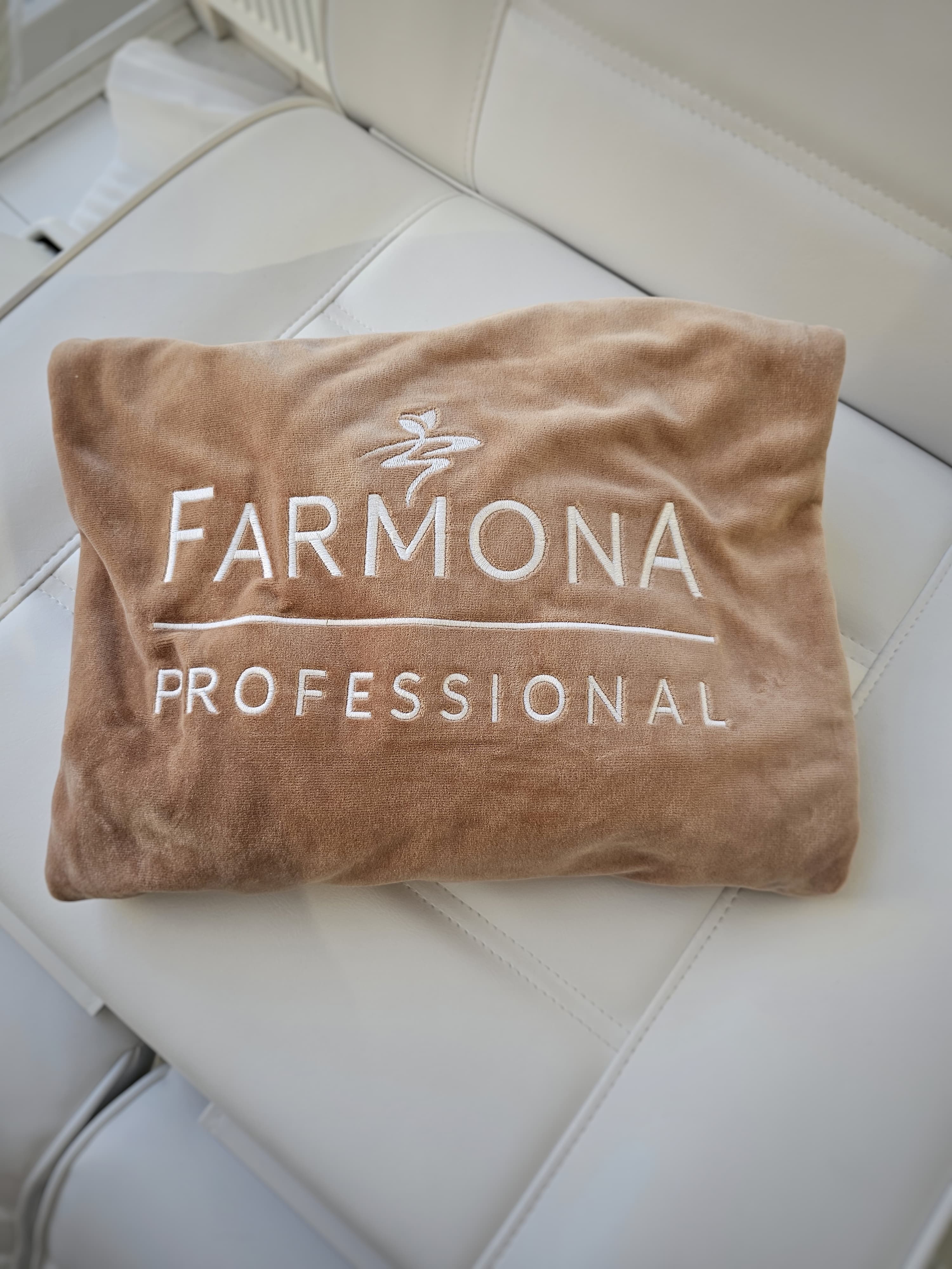 Farmona pleed, beež