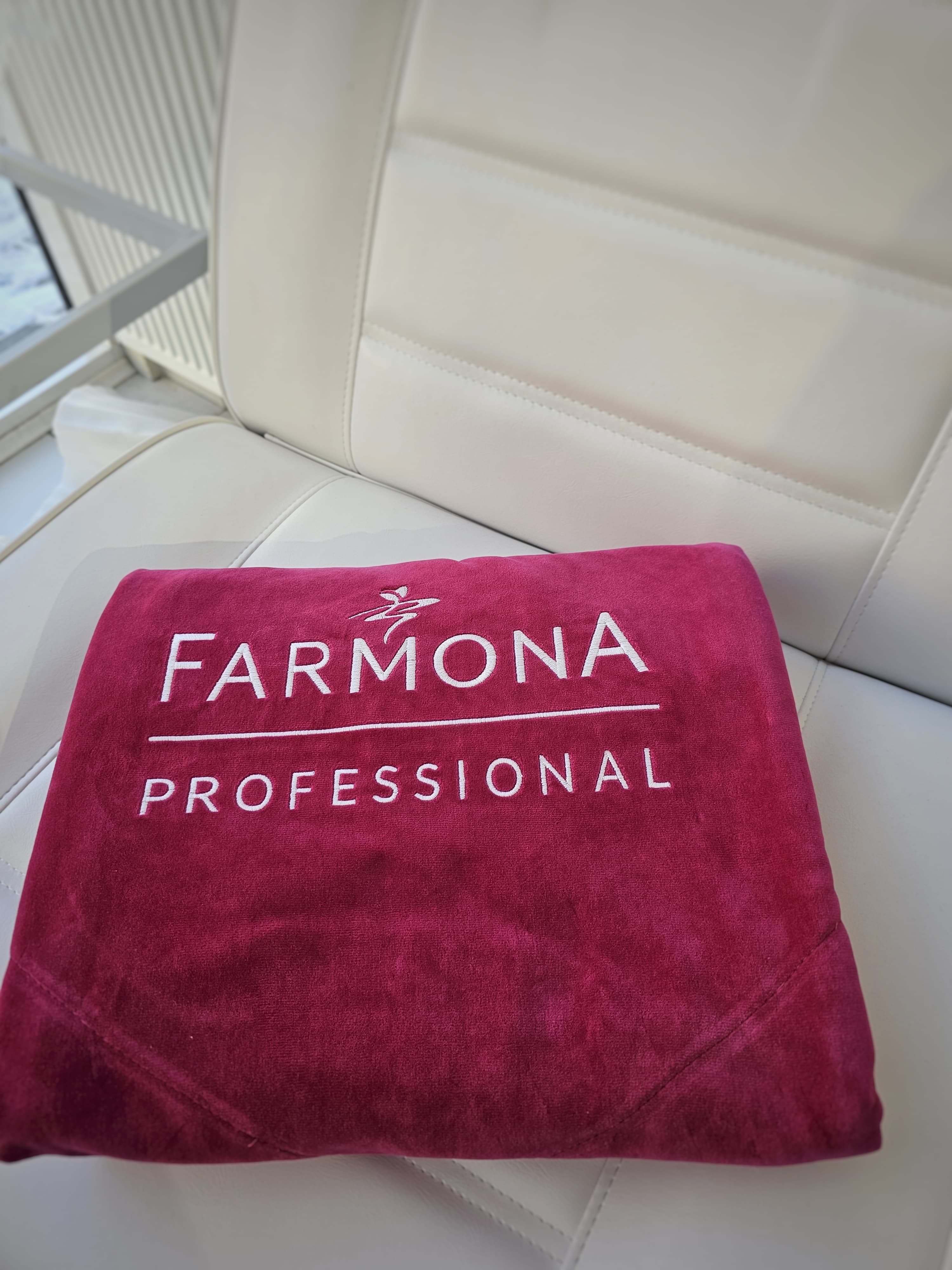 Farmona pleed, fuksia